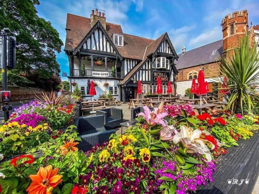 Rose & Crown Beverley