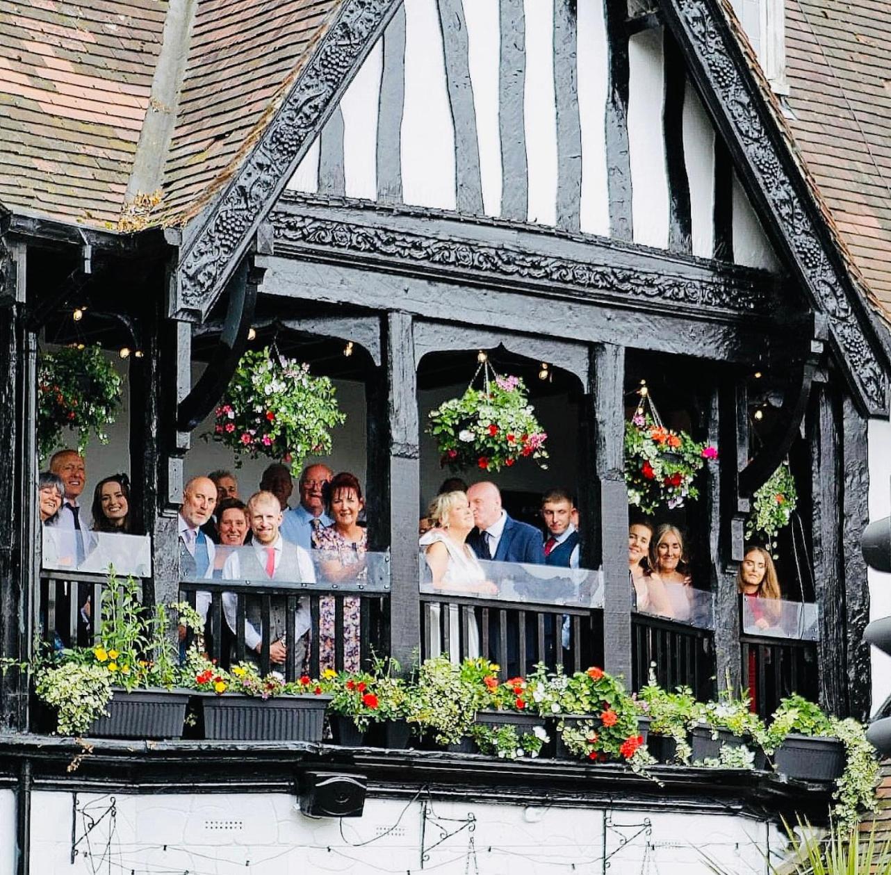 Rose & Crown
